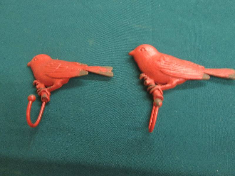 Lot of 2 Metal Red Bird Hooks 4.25 ...