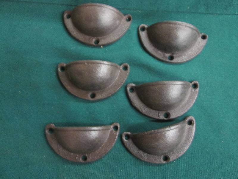 Lot of 6  3.2 inch Cast Iron Holde...