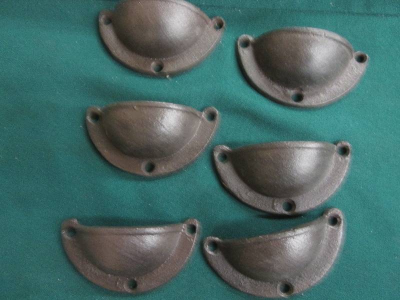 Lot of 6  3.2 inch Cast Iron Holde...