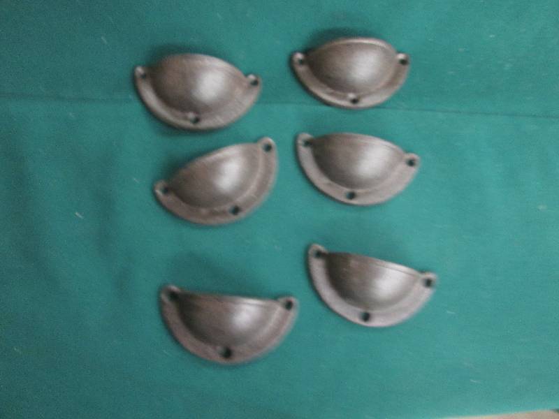 Lot of 6  3.2 inch Cast Iron Holde...