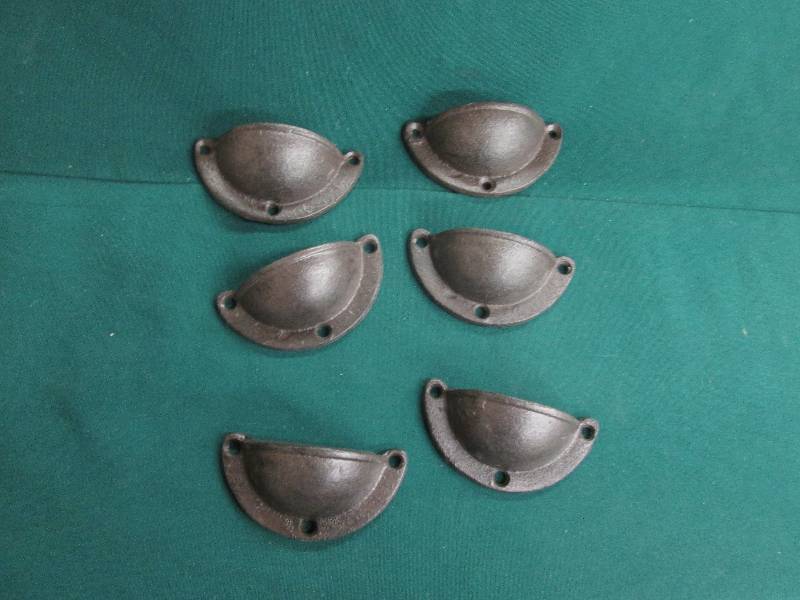 Lot of 6  3.2 inch Cast Iron Holde...