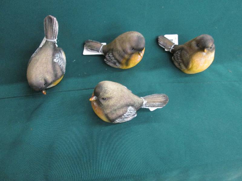 Lot of 4 Assorted Resin Robin Figur...