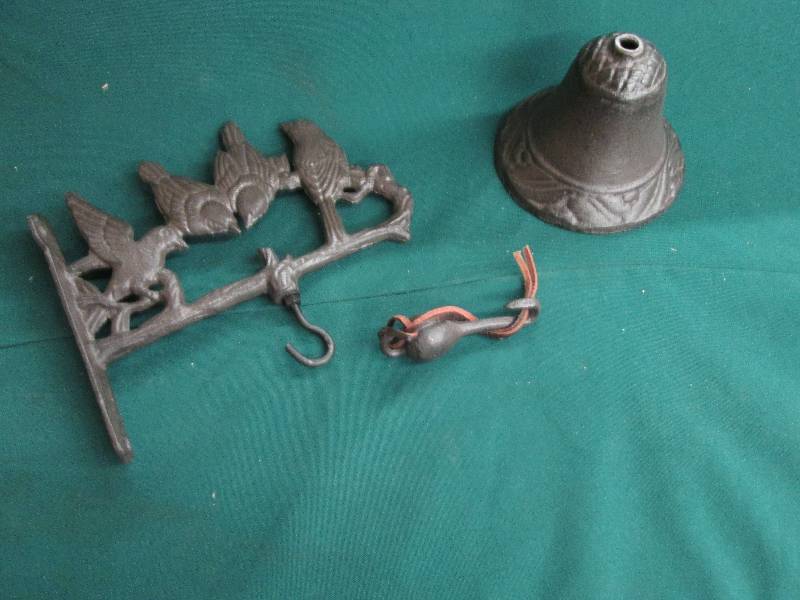 Cast Iron Dinner Bell (4x4.5 inch) ...