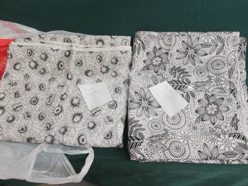 Black on White Flowers, 2 pc 3 yard...