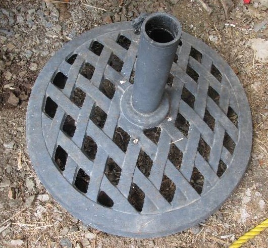 Heavy metal umbrella stand...