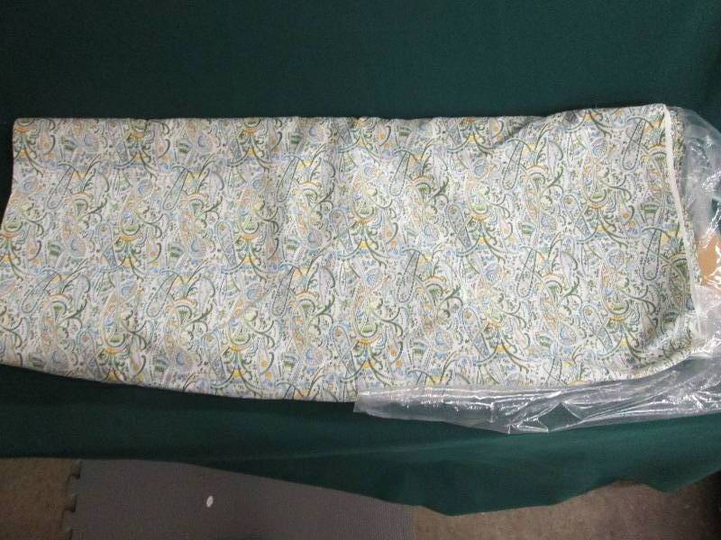 Paisley Print 7 yards...