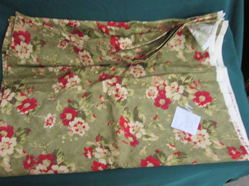 Flowered Print 6 13 yards...