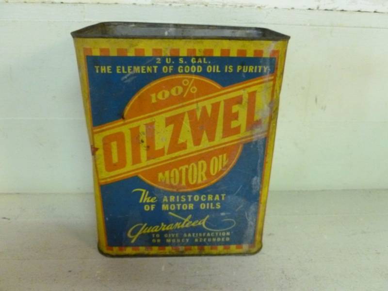 lot 23 image: Vintage Oil Can