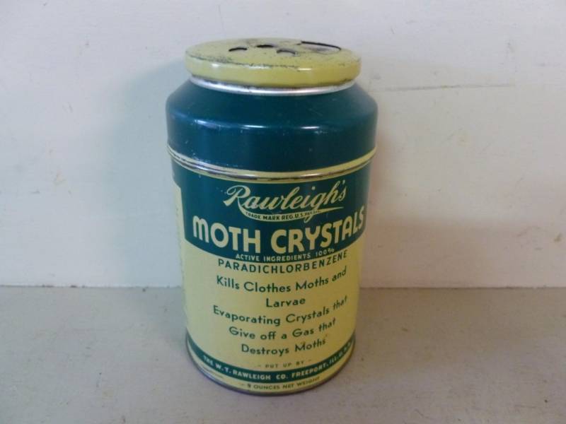 lot 27 image: Vintage Metal Container