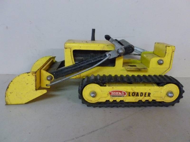 lot 61 image: Vintage Tonka