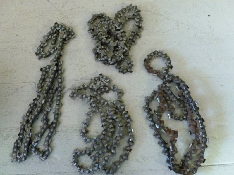lot 78 image: Cutting Chains