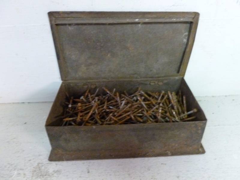 lot 160 image: Vintage Metal Container