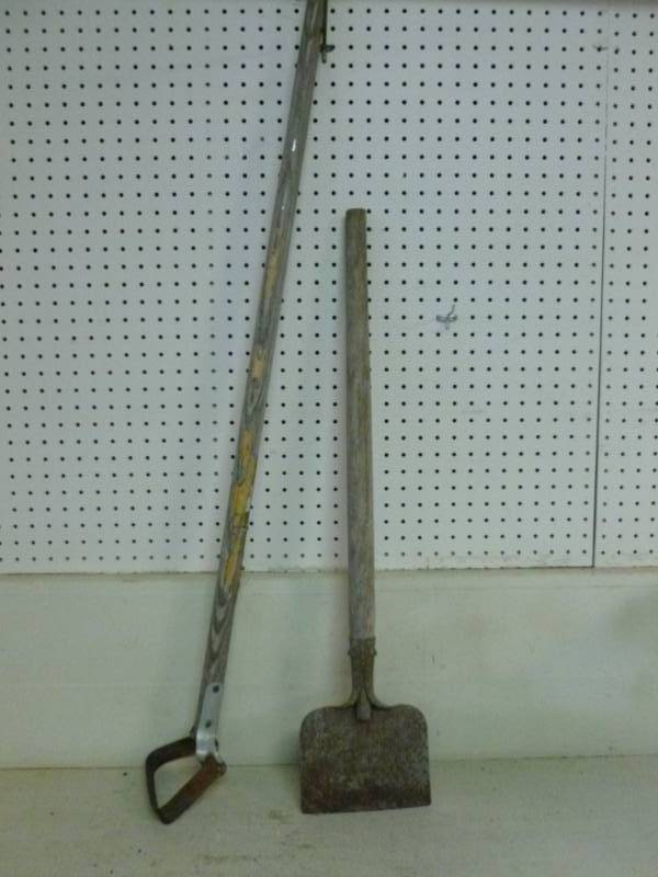 lot 165 image: Vintage Hand Tools