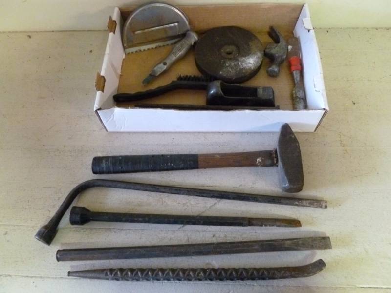 lot 213 image: Tools