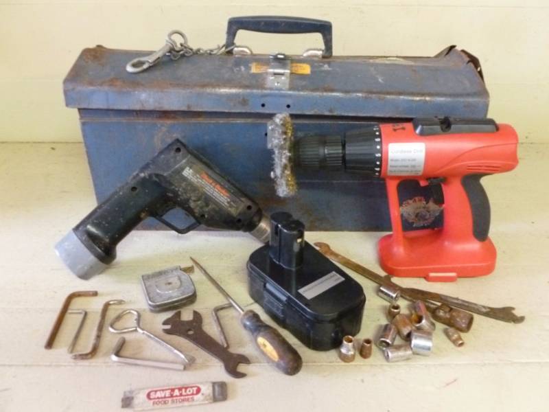 lot 227 image: Tools