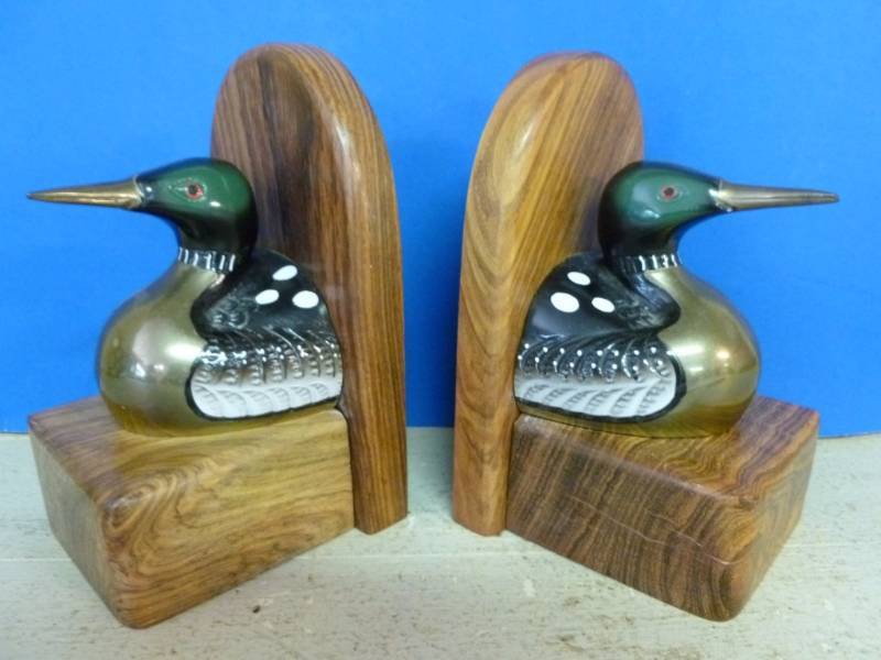 lot 237 image: Bookends