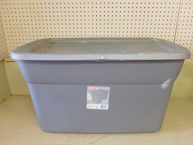 lot 254 image: Storage Tote