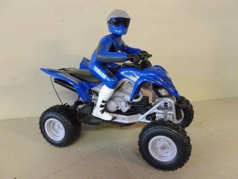 lot 267 image: Toy