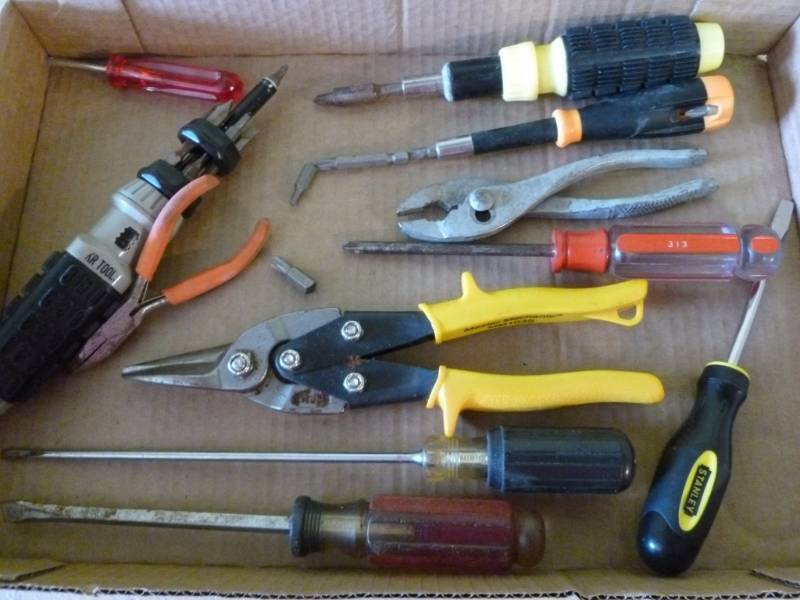 lot 307 image: Tools