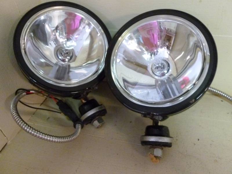 lot 311 image: Roll Bar Lights
