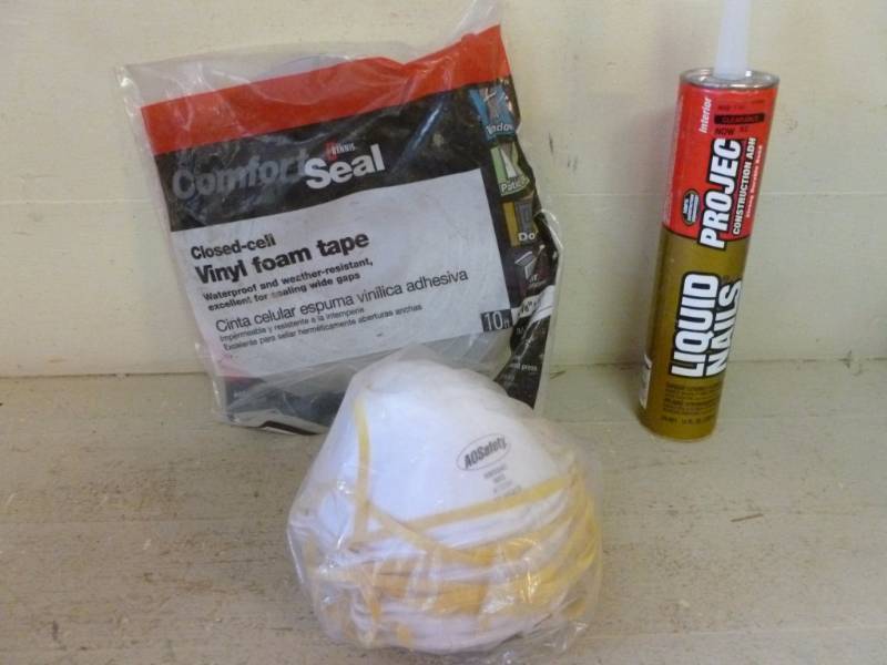 lot 343 image: Dust Masks