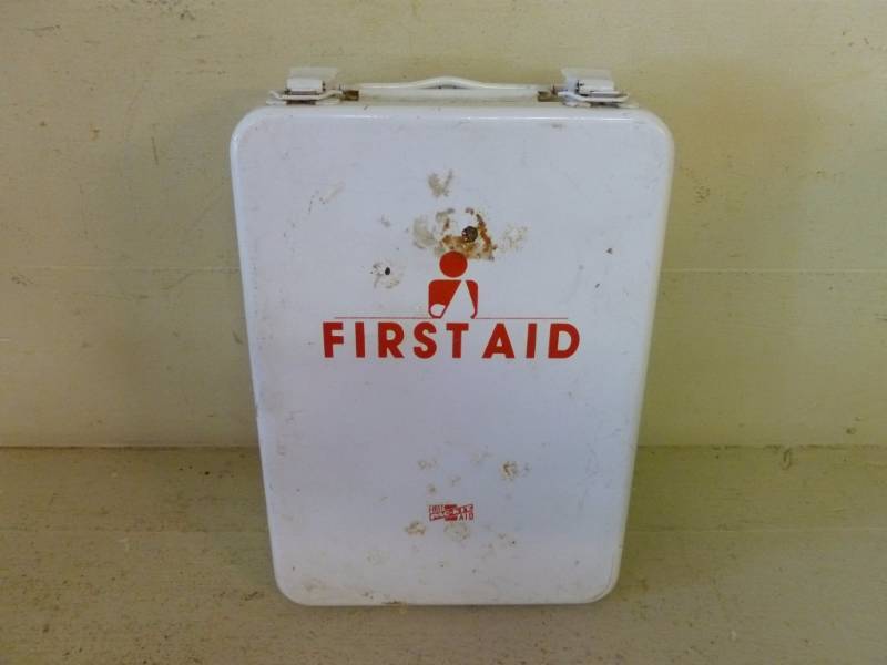 lot 358 image: First Aid  Medical