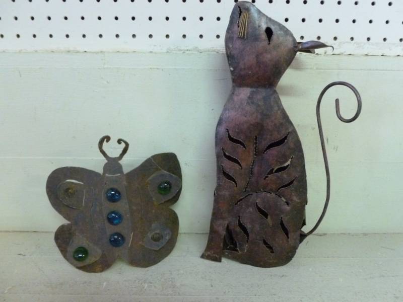 lot 360 image: Metal Art
