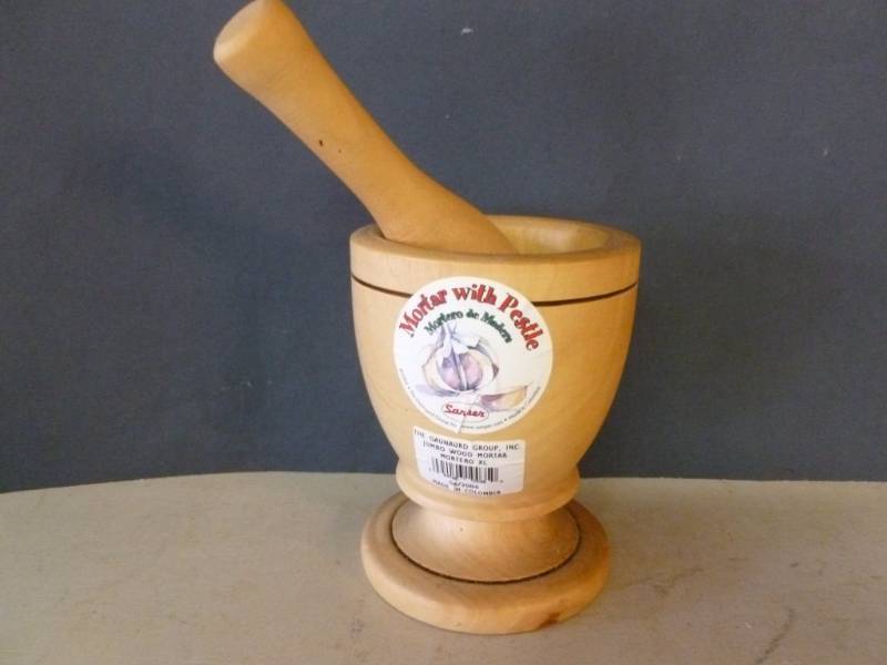 lot 370 image: Pestle And Mortar