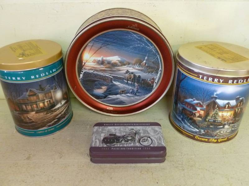 lot 387 image: Terry Redlin Containers