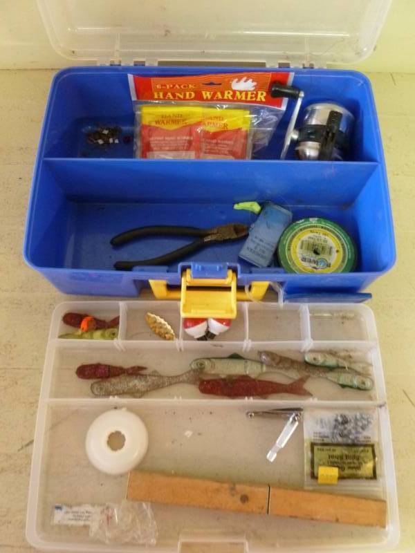 lot 388 image: Fishing Items