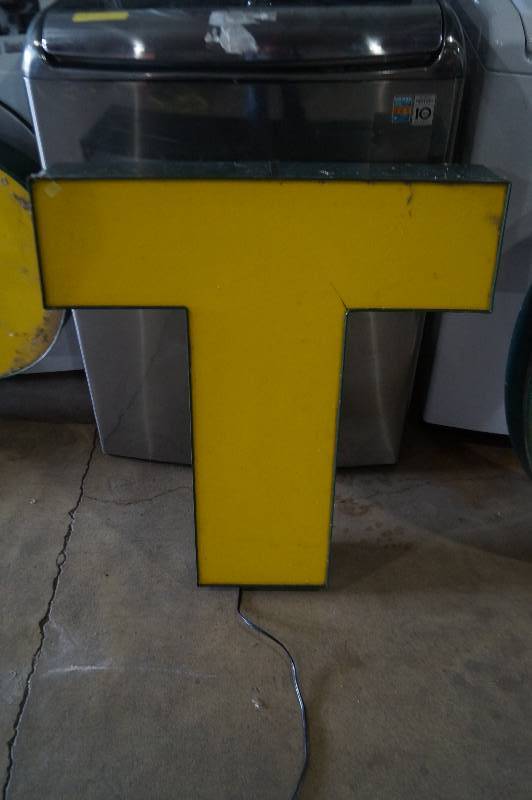 LED Lighted Letter