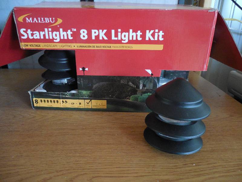 lot 8 image: Malibu Metal Tier Light Kit, 6-Piece