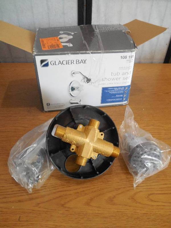 lot 25 image: TUB & SHOWER FAUCET SET