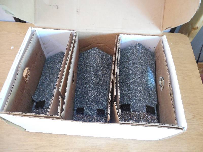 lot 38 image: BOX OF HIP & RIDGE SHINGLES