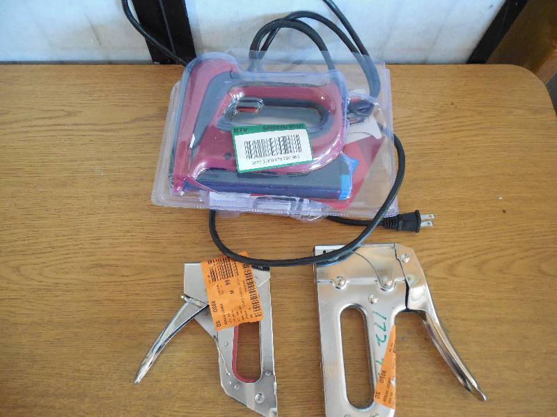 lot 62 image: (3) STAPLER LOT