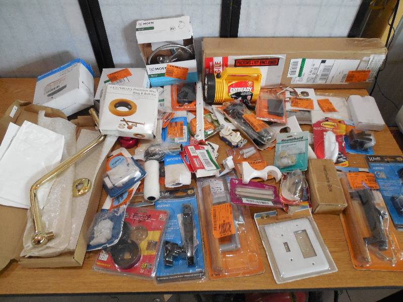 lot 104 image: RANDOM BOX OF STUFF