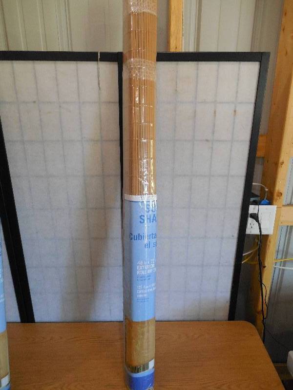 lot 108 image: (3) 48 X 72 WINDOW BLINDS SUN SHADE - WOOD GRAIN
