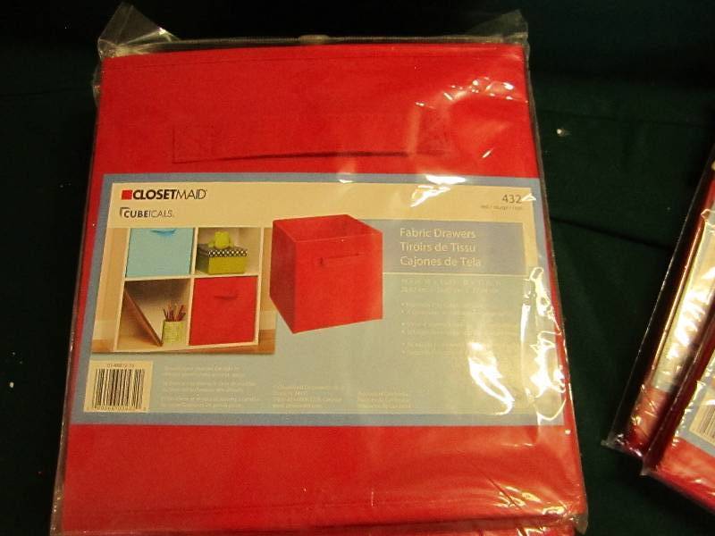 lot 19 image: Lot of 5 Closet Maid fabric drawers...