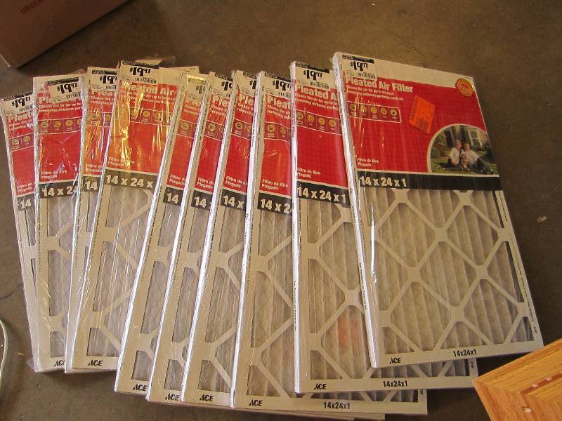 lot 41 image: Lot of 10 Pleated Air Filters 14 x ...