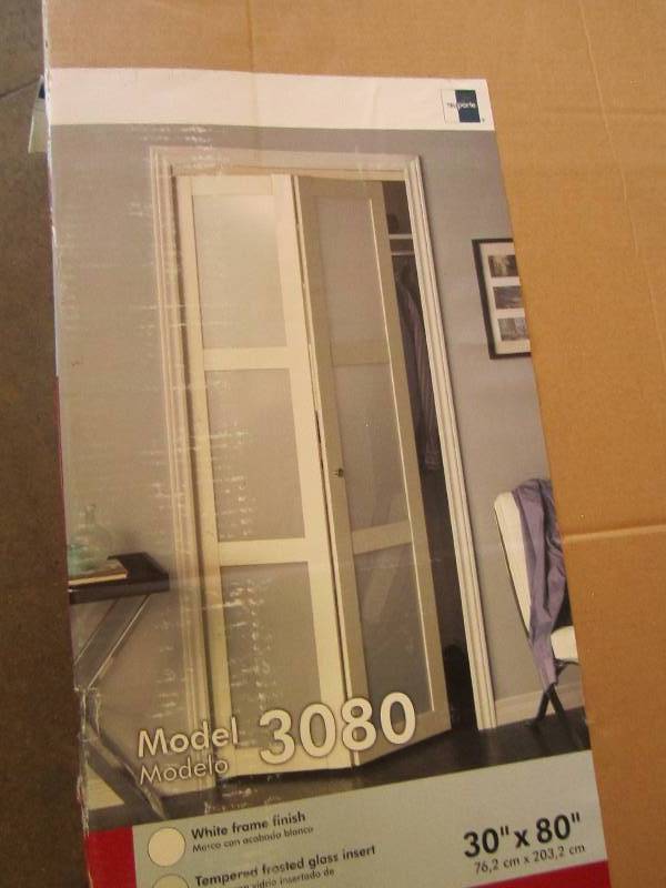 lot 89 image: 3 Lite frosted glass bifold closet ...