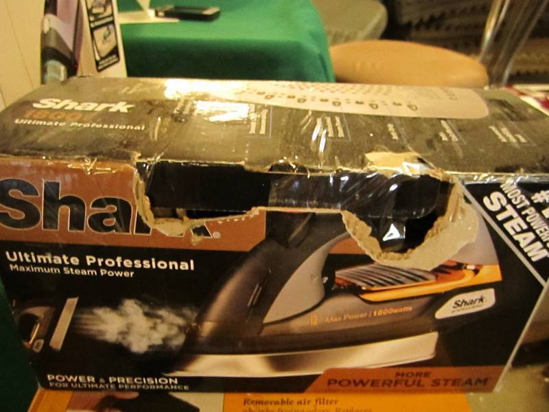 lot 97 image: Shark ultimate professional steam i...