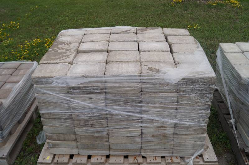 lot 30 image: Pavers