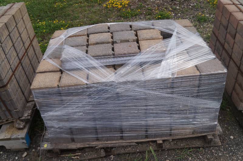 lot 40 image: Pavers
