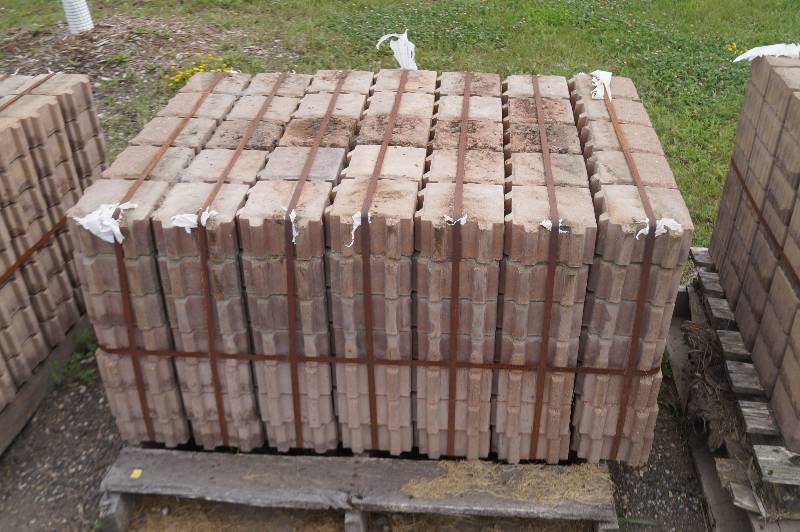 lot 42 image: Pavers
