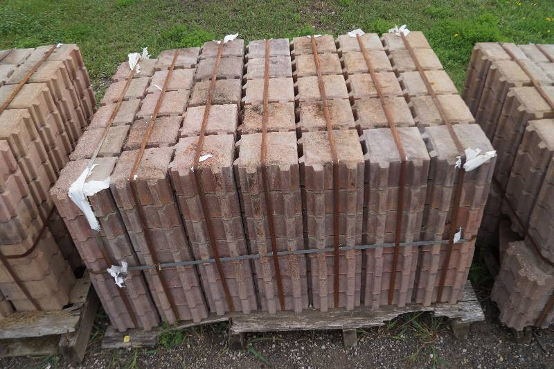 lot 45 image: Pavers