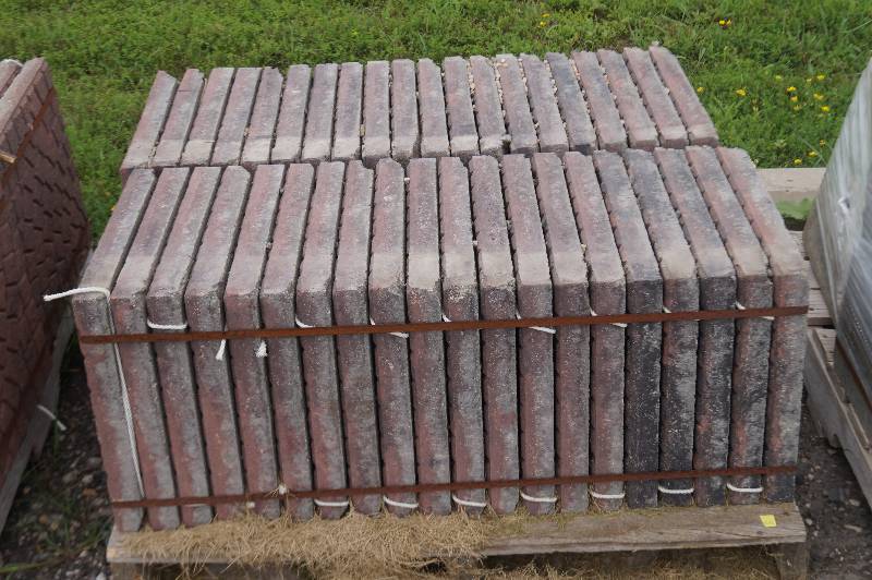 lot 65 image: Pavers