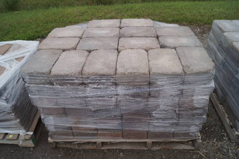 lot 86 image: Pavers