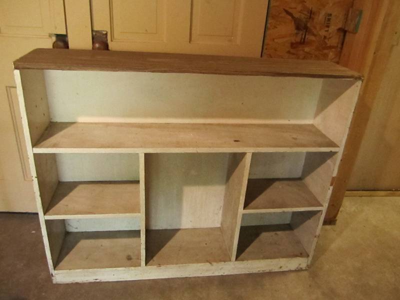 Vintage shelf, see front and back p...