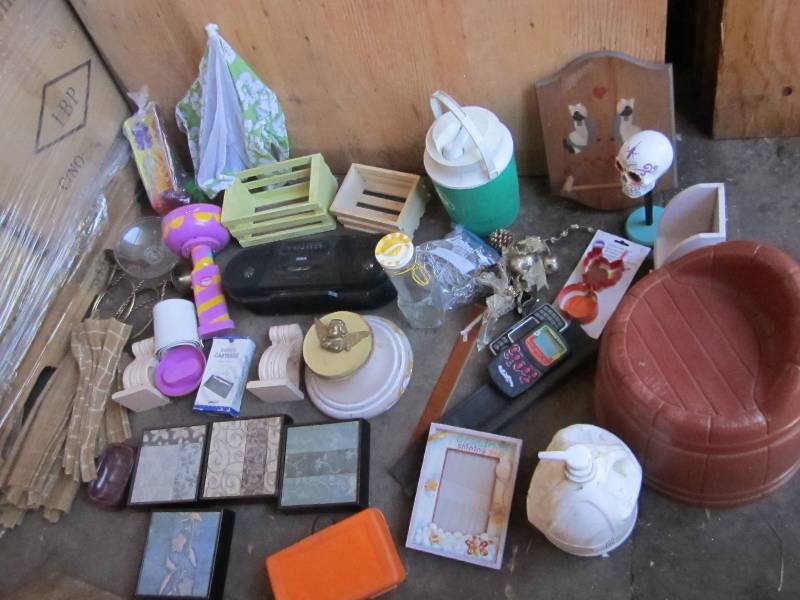 Lot of household items...