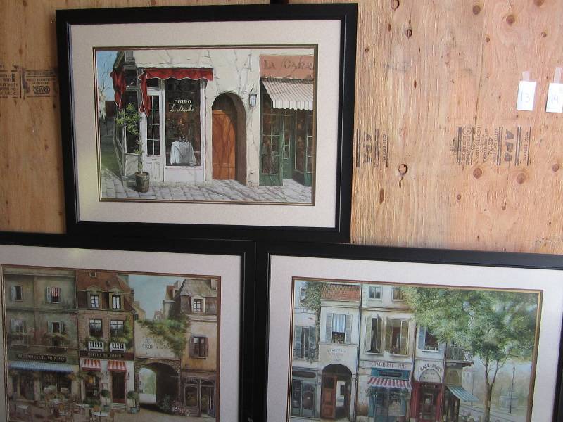 3 large Paris pictures...